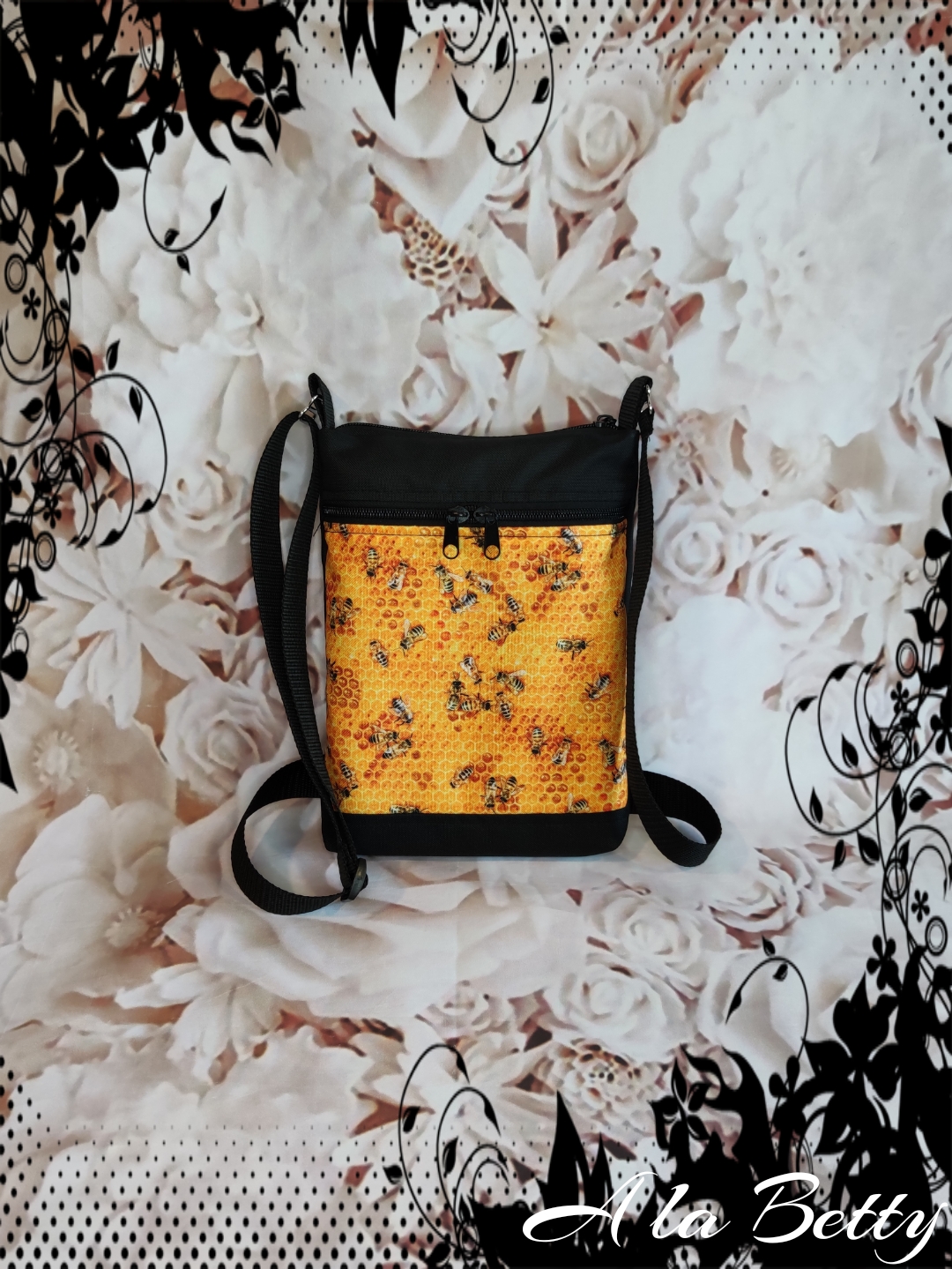 KABELKA/CROSSBODY